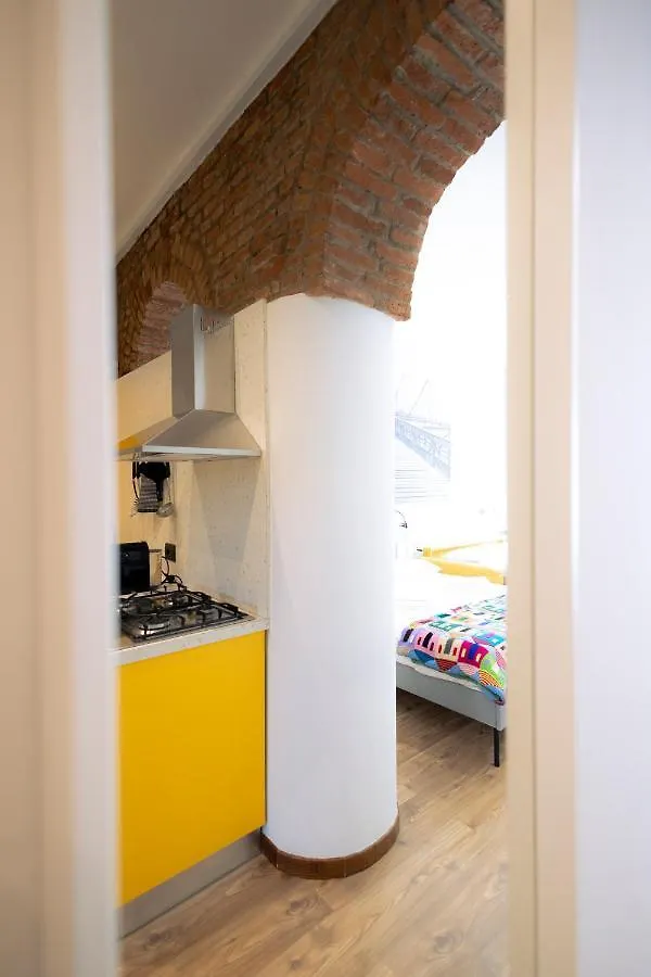 Lejlighed The Red Bricks Home - San Babila Area Milano Italien